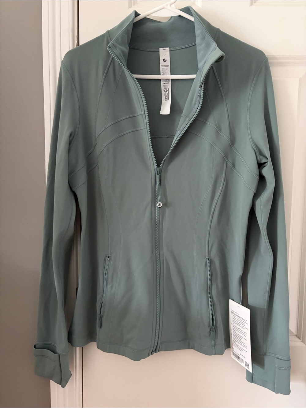 lululemon Sage Green Full-Zip Define Jacket Nulu